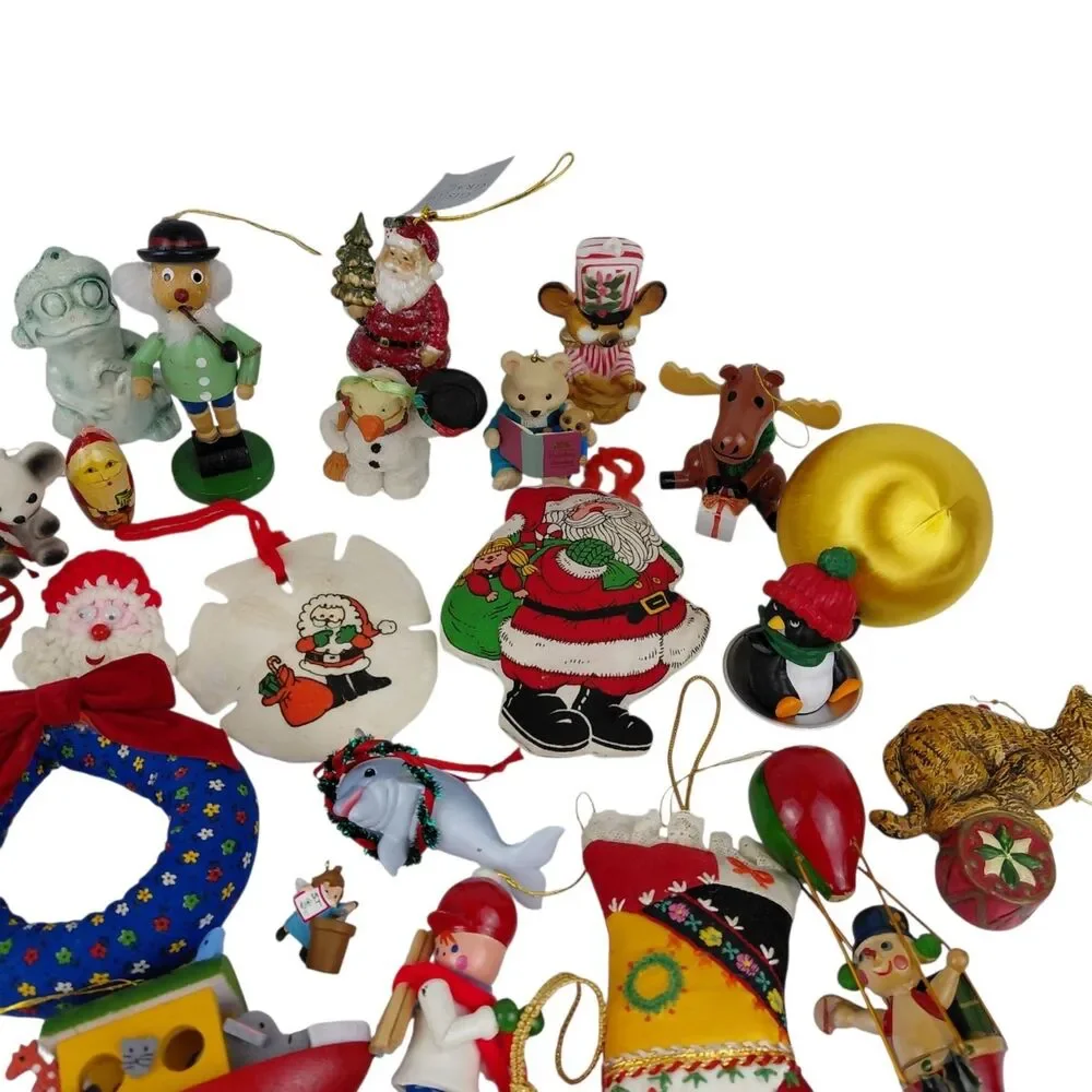 Mixed Lot Of 25 Vintage Christmas Tree Ornaments